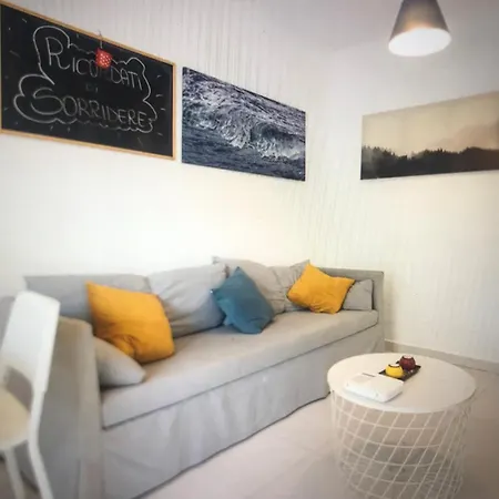Апартаменты Quiet Two Bedroom